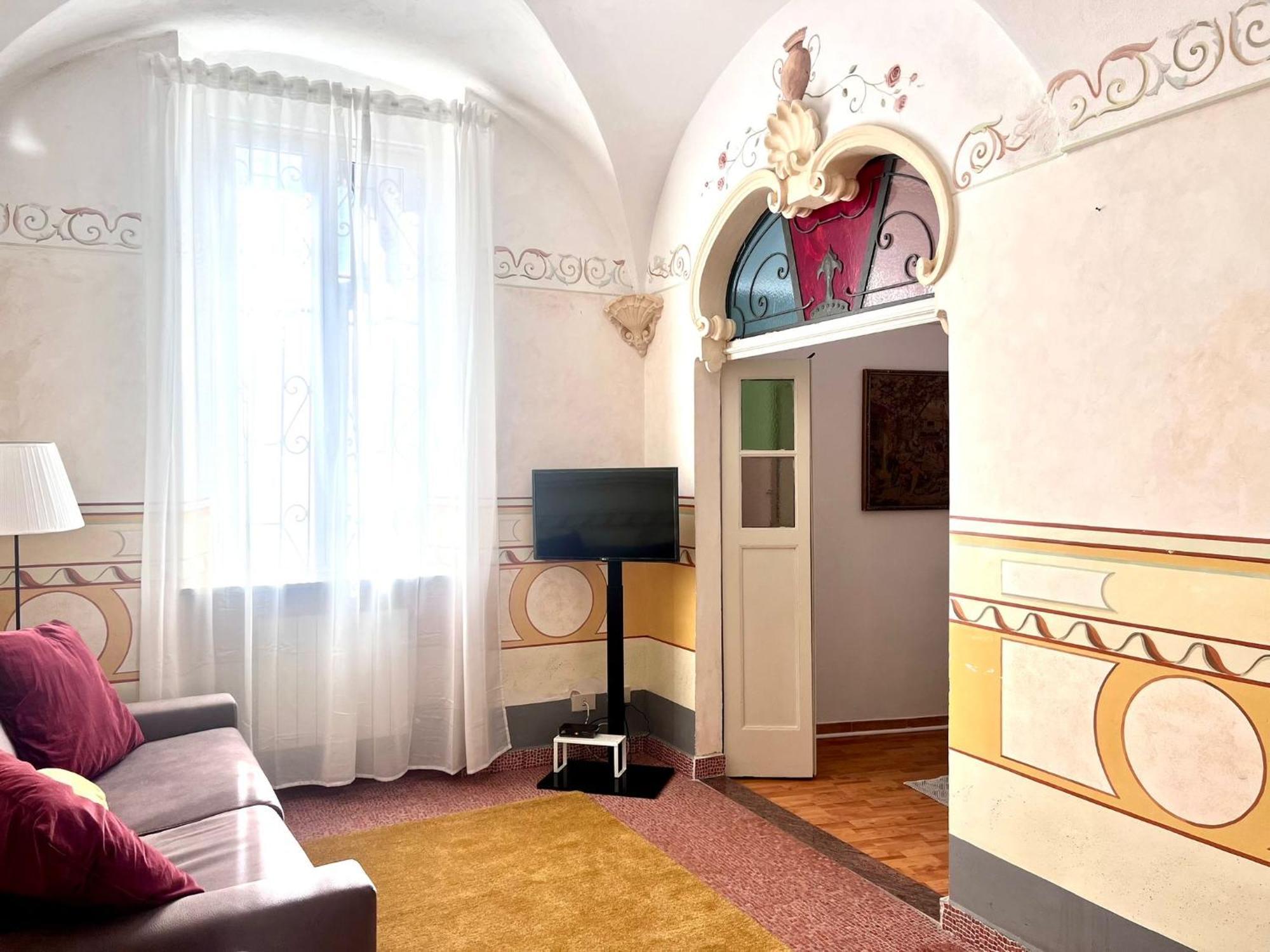 Toffee Palmari 23 - Seven Suites San Remo Buitenkant foto